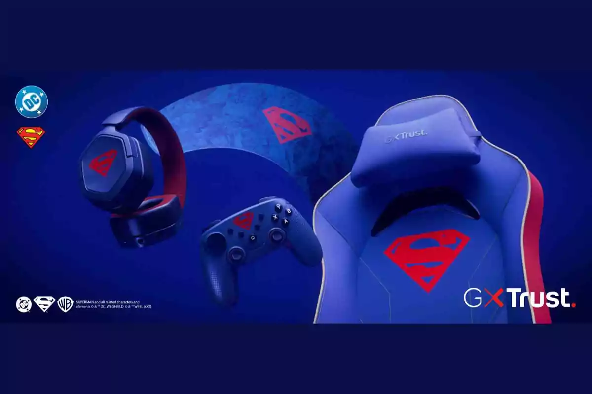 Silla gamer, audífonos y control de videojuegos en color azul con detalles rojos y el logo de Superman en un fondo azul con los logotipos de DC y GX Trust