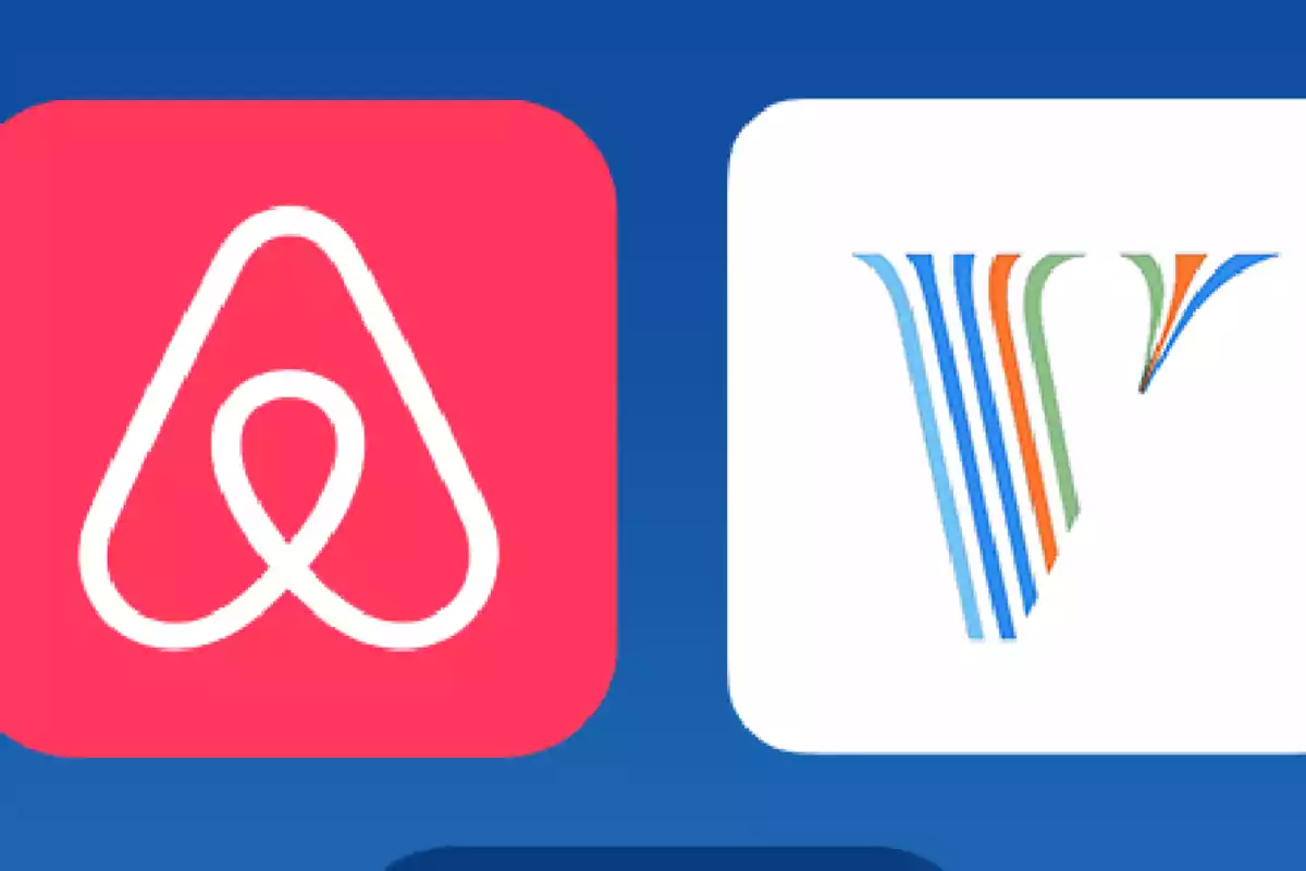 Iconos de aplicaciones de Airbnb y Vrbo sobre un fondo azul
