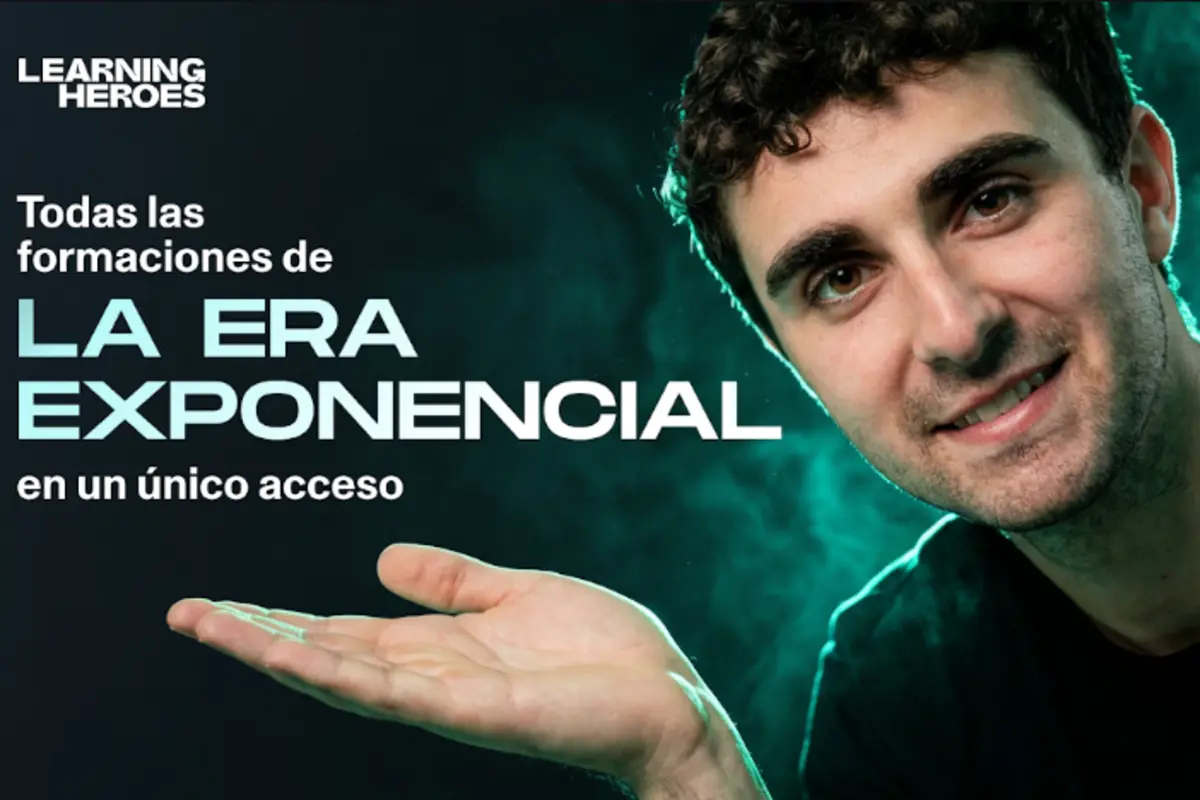 Hombre joven sonriendo en primer plano con la mano extendida sobre un fondo oscuro y texto promocional que dice Era Exponencial