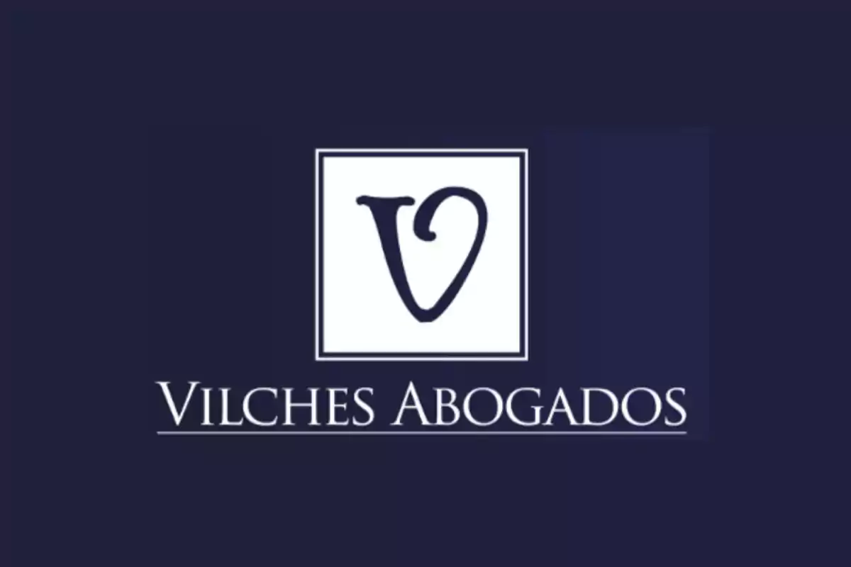 Logotipo de Vilches Abogados con fondo azul oscuro y letra V estilizada en el centro.